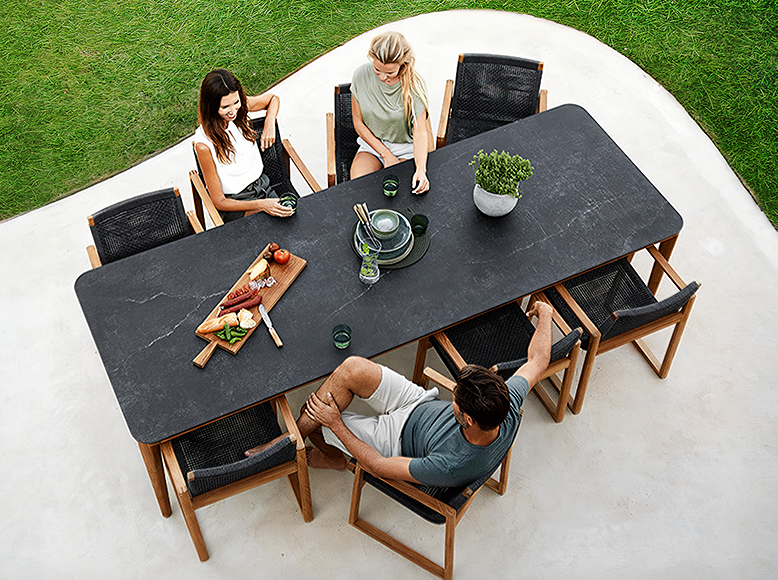 Aisulu 6 Seater Outdoor Dining Set