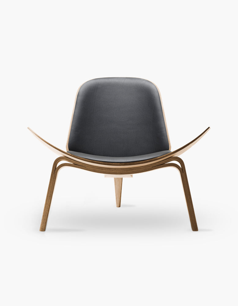 Hans Wegner CH07 Shell Chair, Black & Walnut – DC Concept