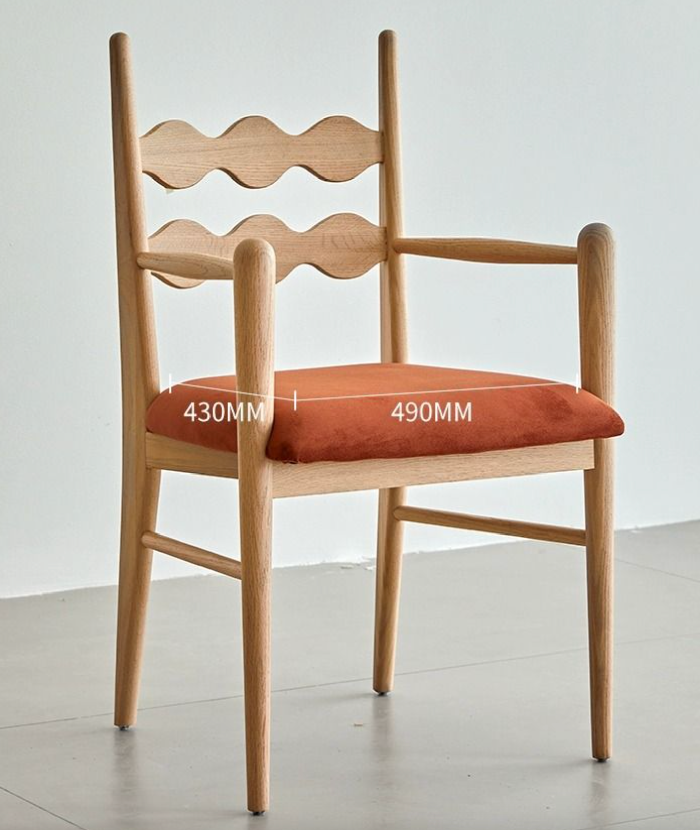 Mucha Dining Chair｜ DC Concept